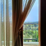 Apartman Wooden Sofita House With Unlimited View *