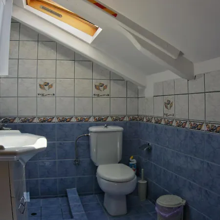 Wooden Sofita House With Unlimited View شقة