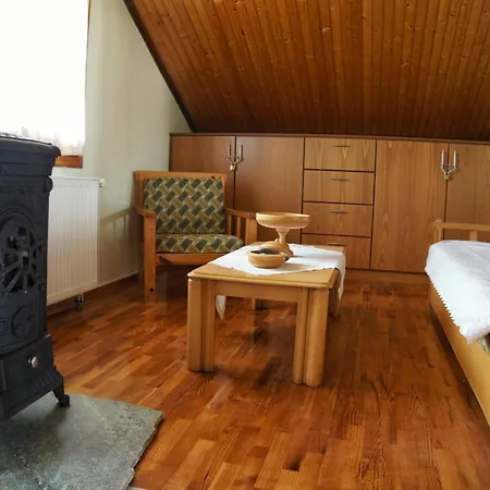 Apartment Wooden Sofita House With Unlimited View