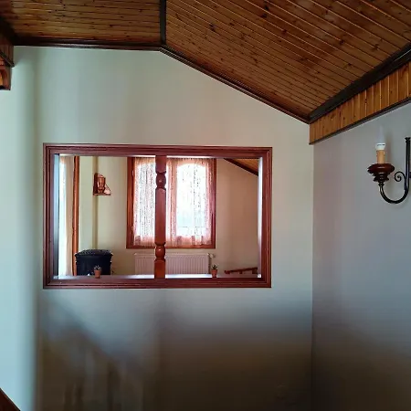 Apartment Wooden Sofita House With Unlimited View