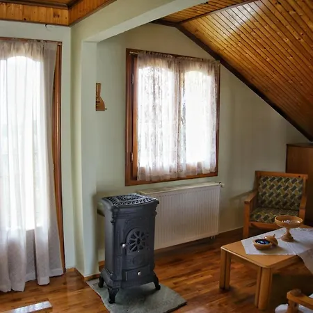 Wooden Sofita House With Unlimited View Apartment Grevena