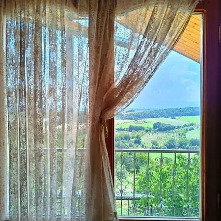 Wooden Sofita House With Unlimited View غريفينا