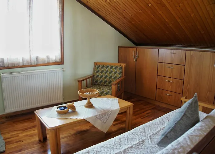 Wooden Sofita House With Unlimited View 公寓 *