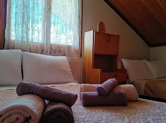 Daire Wooden Sofita House With Unlimited View