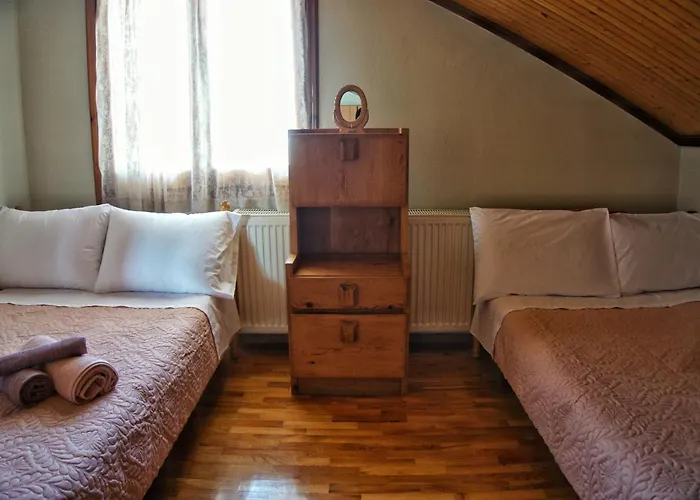 Wooden Sofita House With Unlimited View 公寓