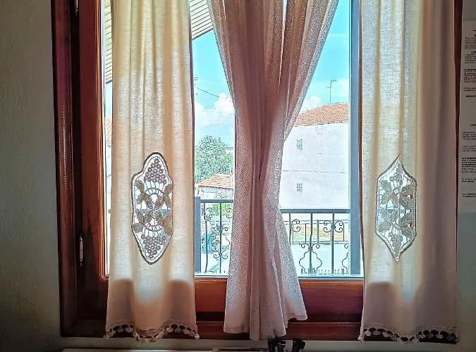 Wooden Sofita House With Unlimited View