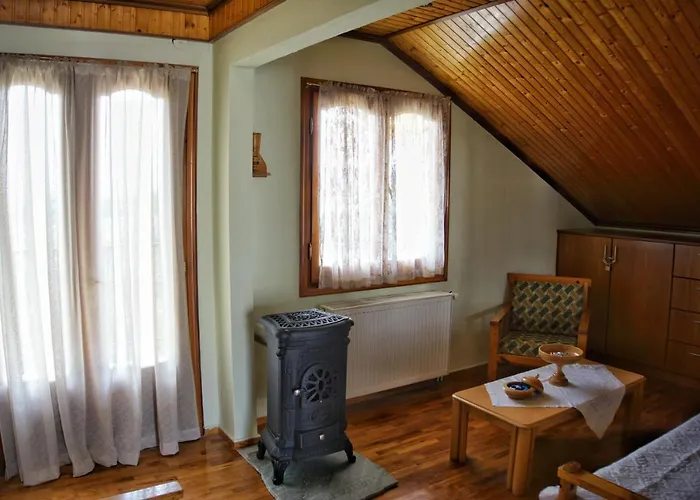 Wooden Sofita House With Unlimited View 公寓 格雷韦纳